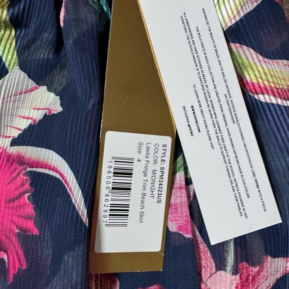 NWT | PatBO
Fringe Trim Sarong
Midnight, size 4 - Picture 4 of 9